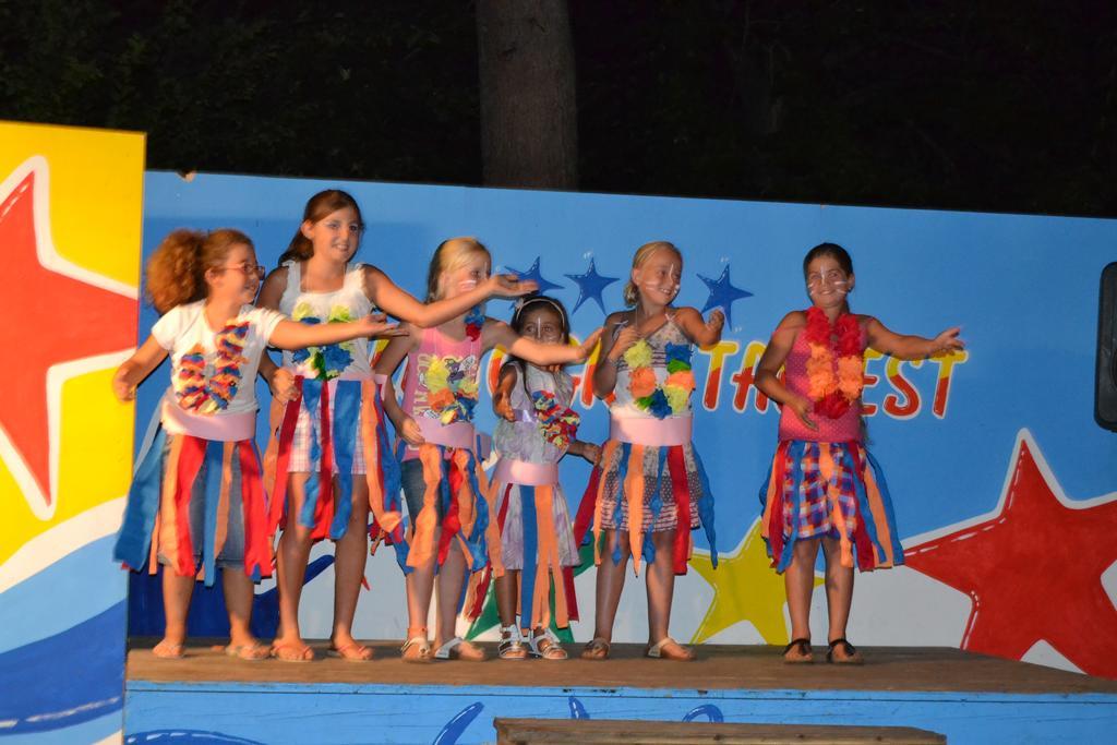 Camping Villaggio Italgest SantʼArcangelo Εξωτερικό φωτογραφία
