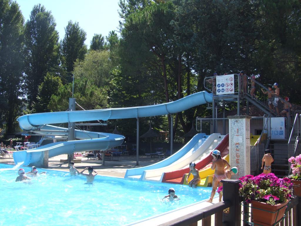 Camping Villaggio Italgest SantʼArcangelo Εξωτερικό φωτογραφία