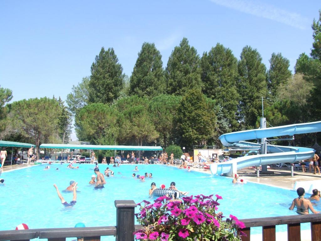 Camping Villaggio Italgest SantʼArcangelo Εξωτερικό φωτογραφία