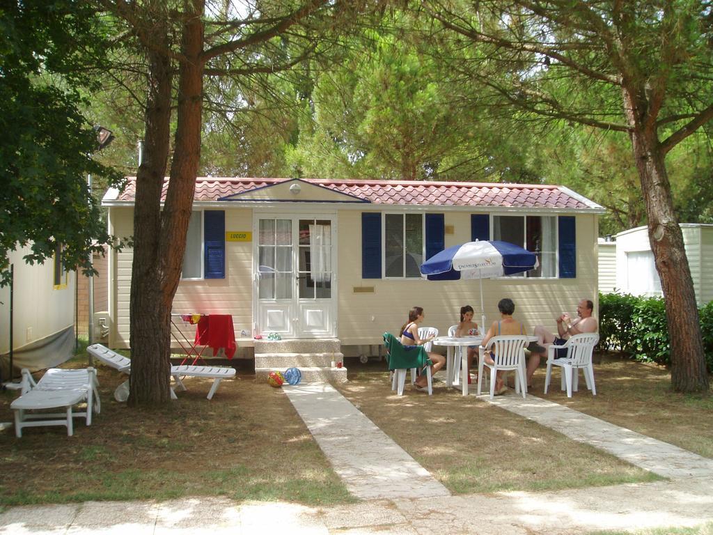 Camping Villaggio Italgest SantʼArcangelo Εξωτερικό φωτογραφία
