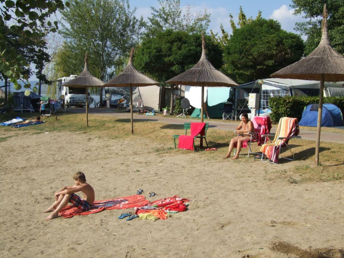Camping Villaggio Italgest SantʼArcangelo Εξωτερικό φωτογραφία