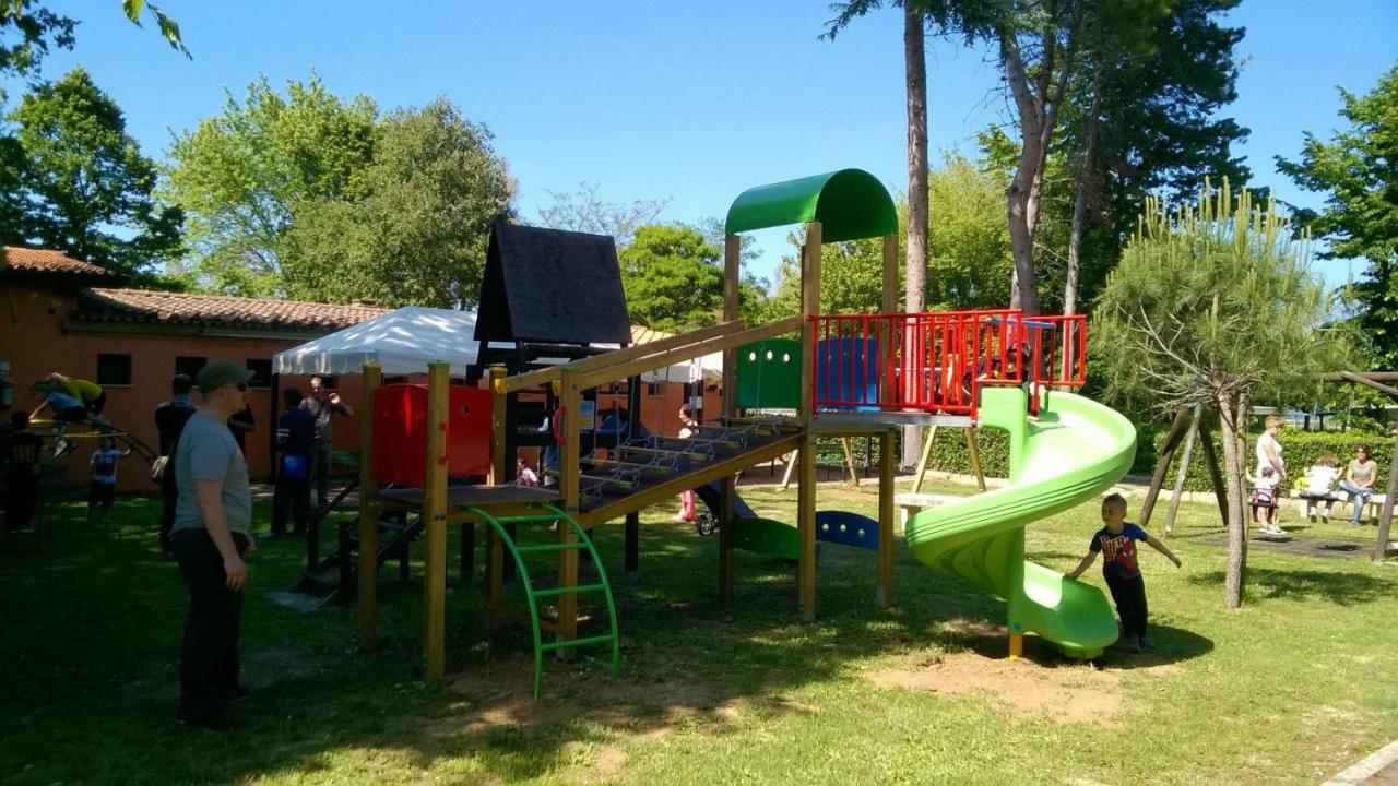 Camping Villaggio Italgest SantʼArcangelo Εξωτερικό φωτογραφία