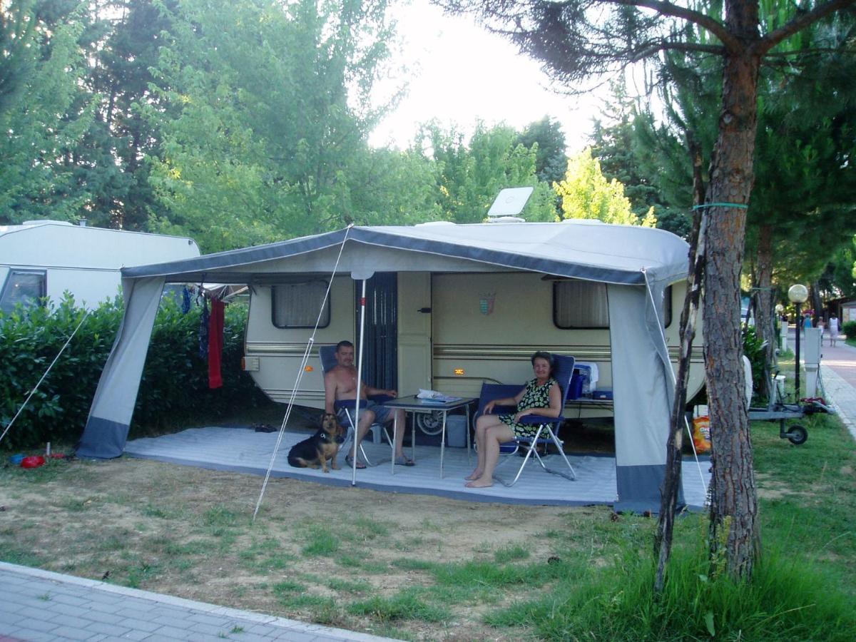Camping Villaggio Italgest SantʼArcangelo Εξωτερικό φωτογραφία